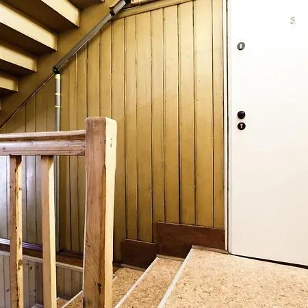 Cosy With Balcony By Rent Like *