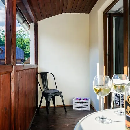 Cosy With Balcony By Rent Like *
